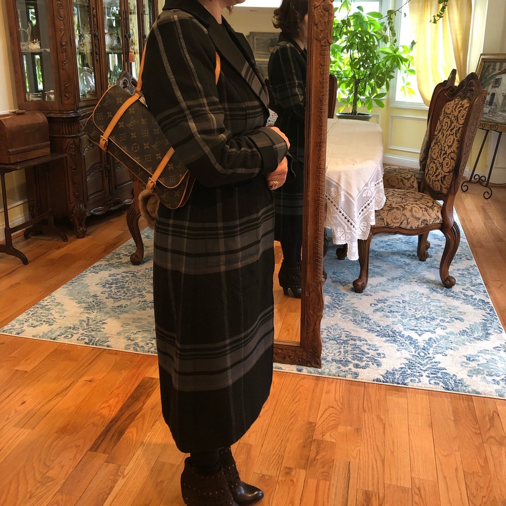 Louis Vuitton great condition ❤️ - Picture 2 of 8